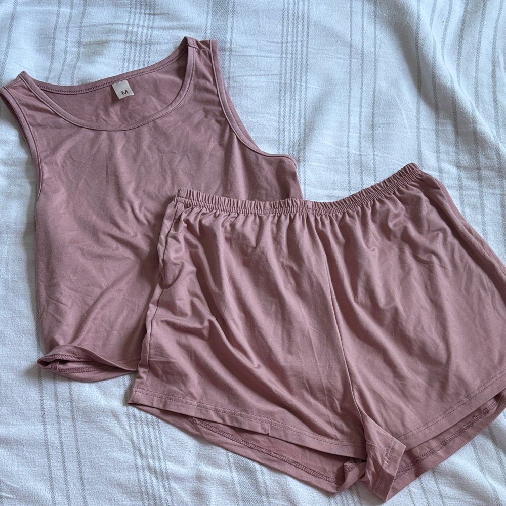 cute rose lounge set